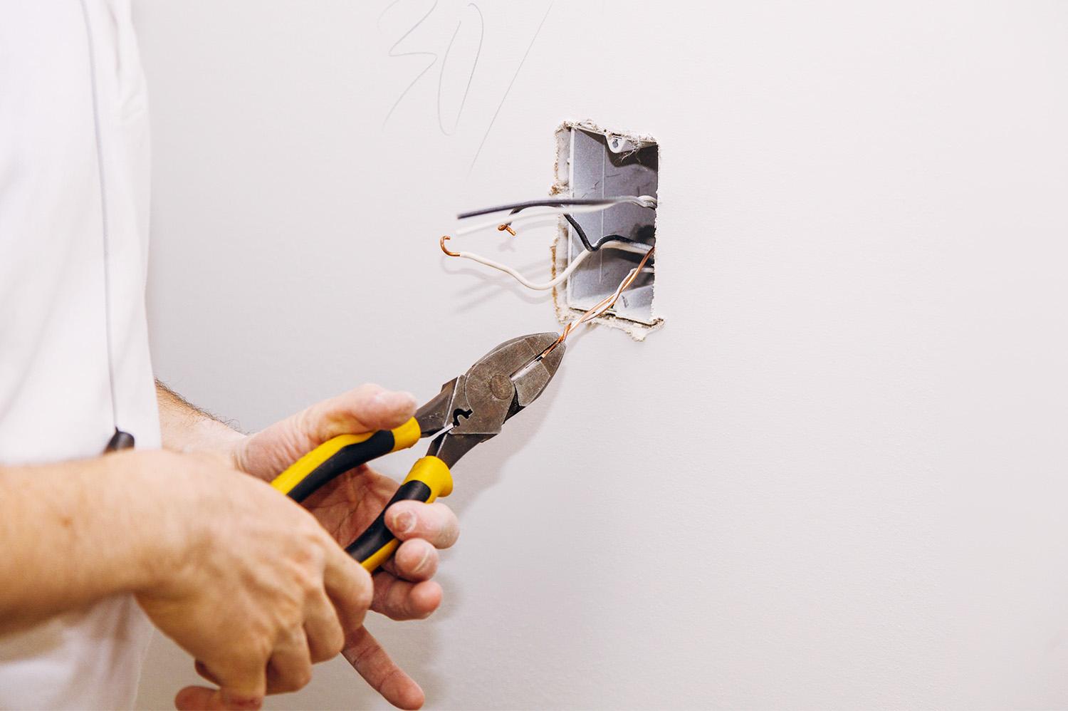 The Connection Between Drywall Repair and Electrical Work in Leander