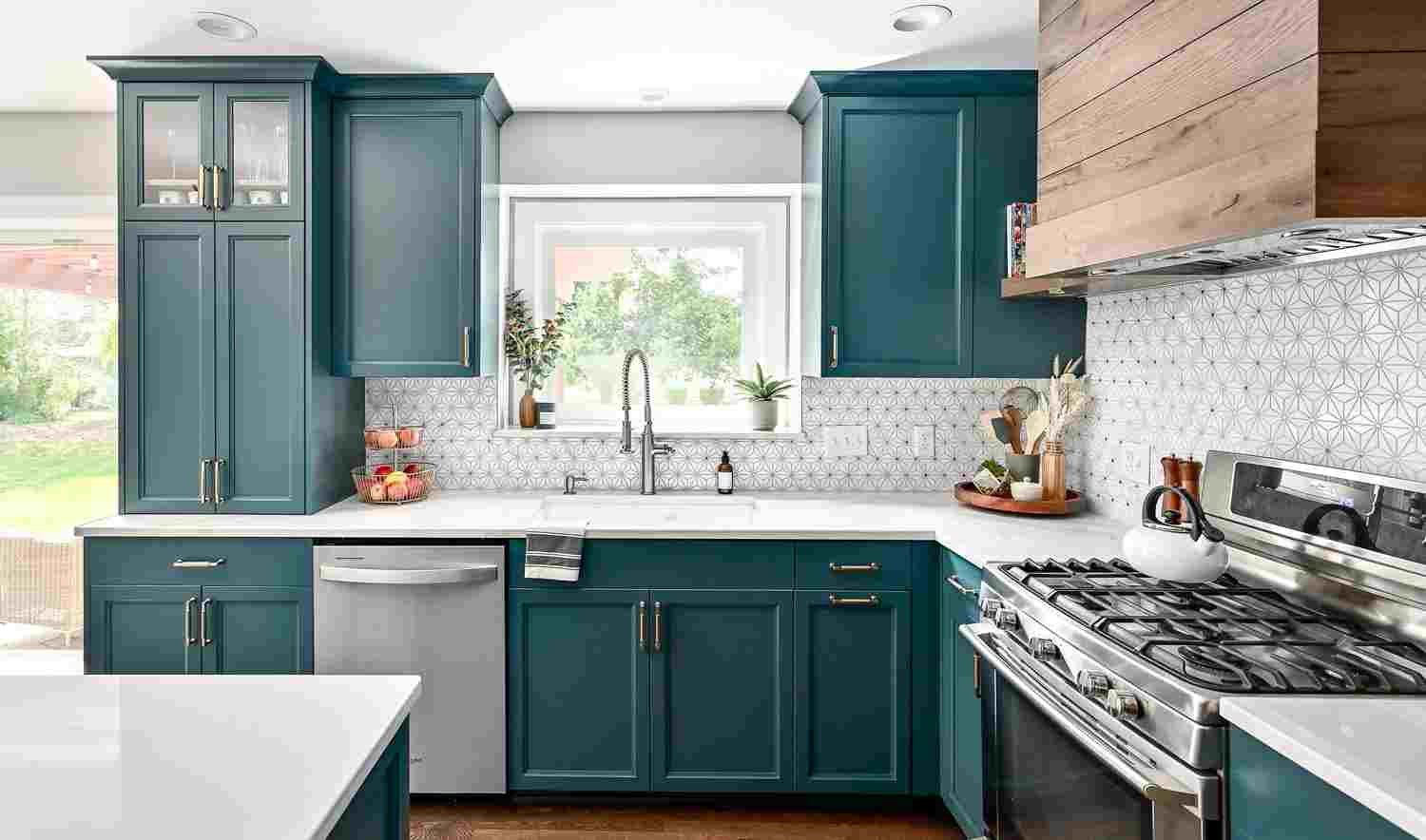 What is the process for replacing old cabinets with custom cabinets?